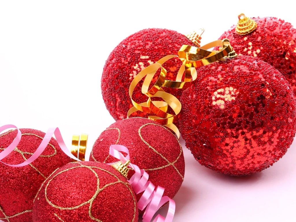 Red Christmas Balls Wallpapers Fb Cover