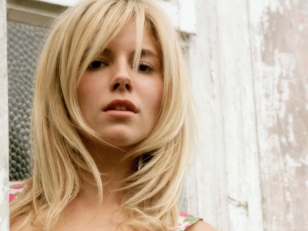 Sienna Miller Photos And Wallpapers