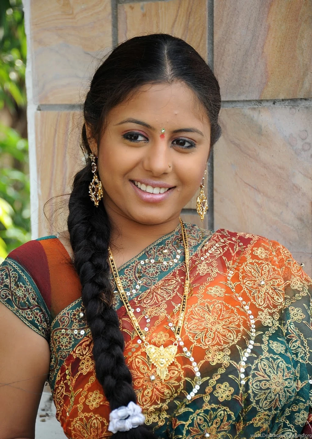Telugu Actress Sunakshi Pics, Telugu Actress Sunakshi Images ...