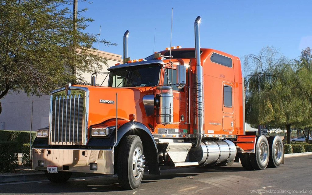 Orange Kenworth W900   (