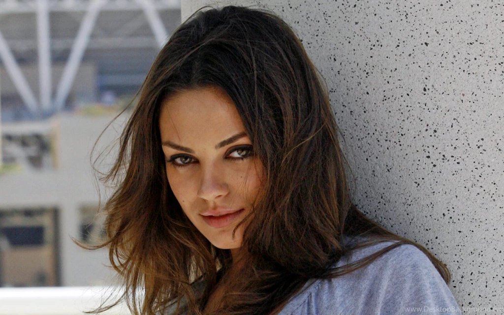 Mila Kunis Hd Wallpapers