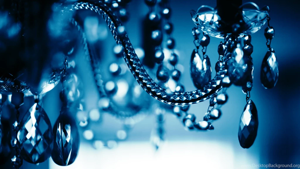 Chrystal Chandelier Close up : Desktop And Mobile Wallpapers : Wallippo