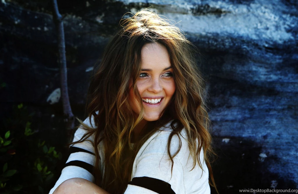 Rebecca Breeds Red Bikini Hd Wallpapers