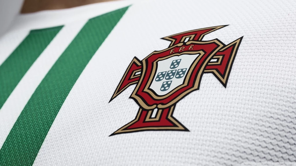 World Wide Soccer HD Photos: FC Portugal HD Wallpapers