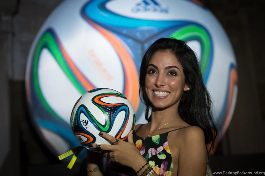 Hot Brazilian Girl FIFA 2014 Wallpapers   Football HD Wallpapers