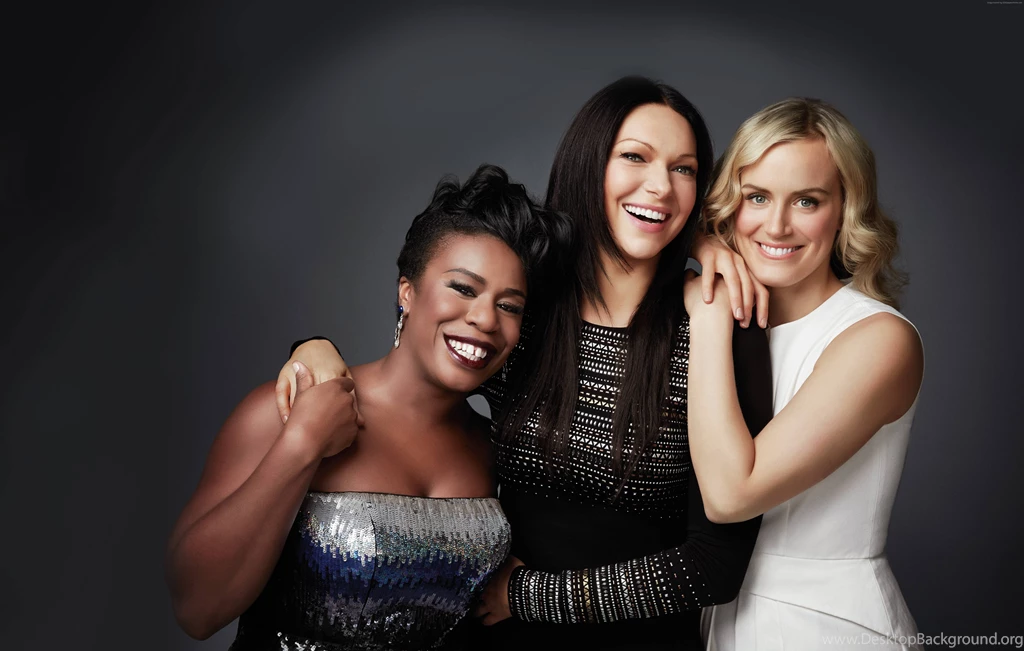 Uzo Aduba Wallpaper, Celebrities / Actors: Uzo Aduba, Laura Prepon ...
