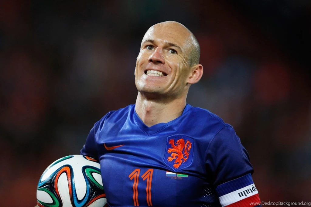 Arjen Robben FIFA World Cup 2014 Wallpapers Football HD Wallpapers