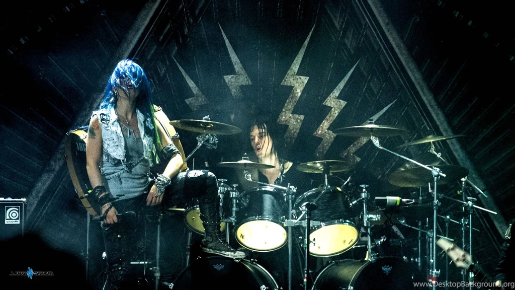 ARCH ENEMY Death Metal Progressive Heavy Babe Drums Concert ...