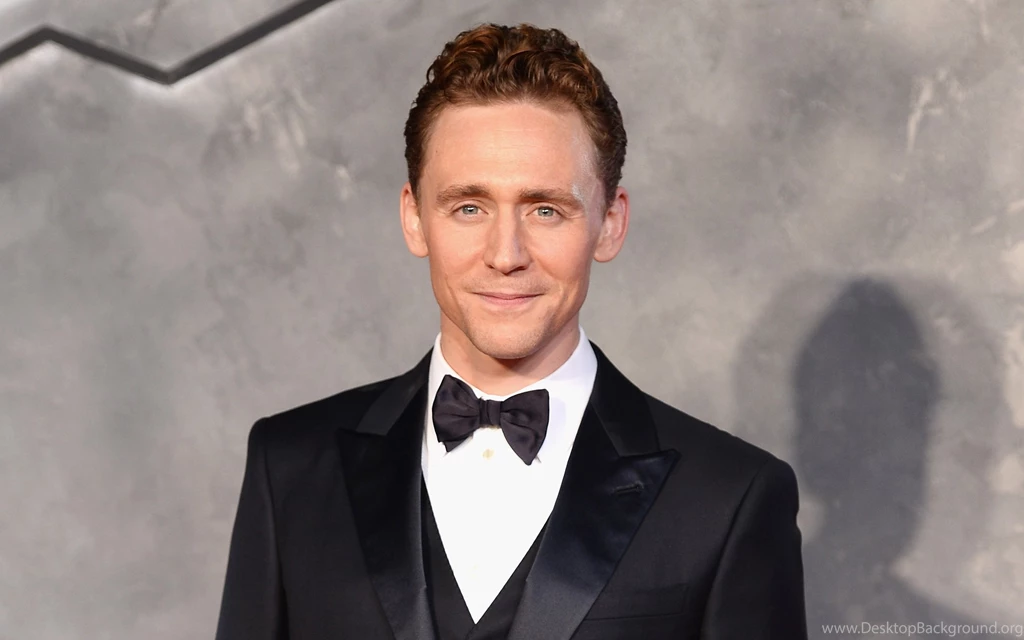 Tom Hiddleston With A Black Bow Tie Wallpapers 24662
