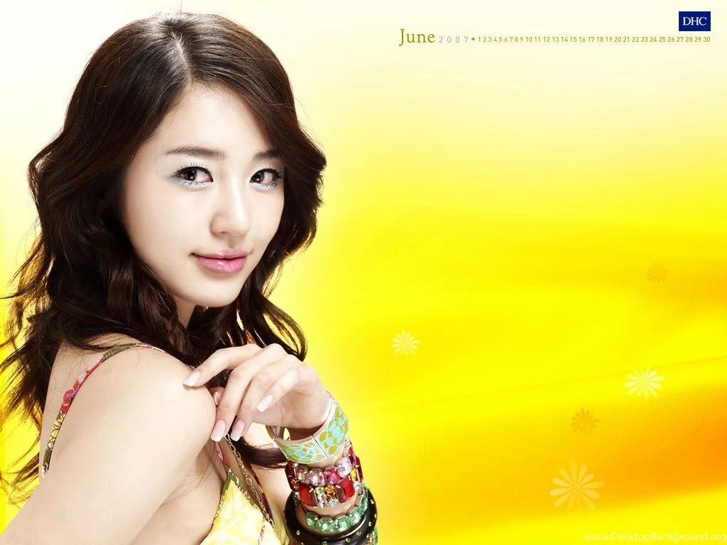 Pretty,Pure And Beautiful Korean Actress Yoon Eun hye Desktop ...