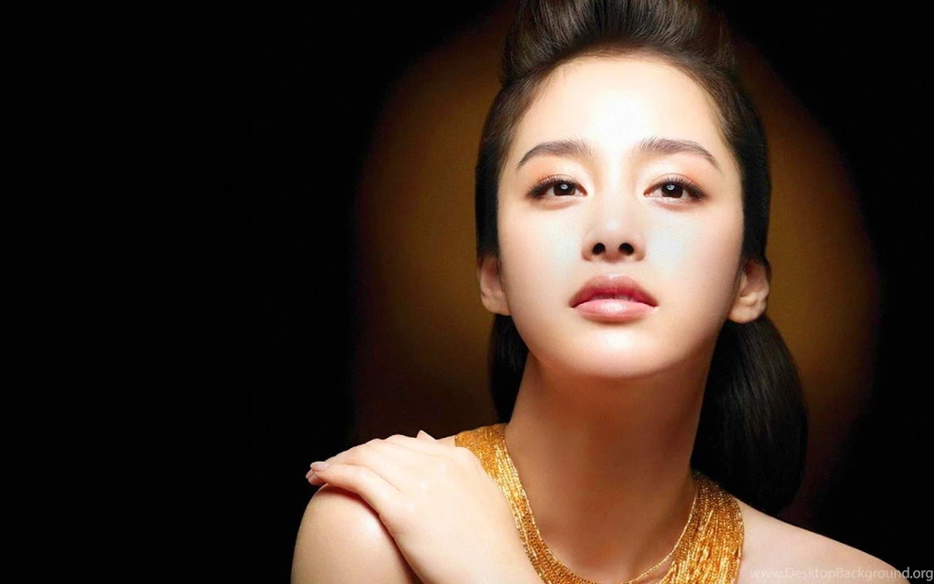 Korean Cute And Beautiful Actress Kim Tae Hee Everything 4u