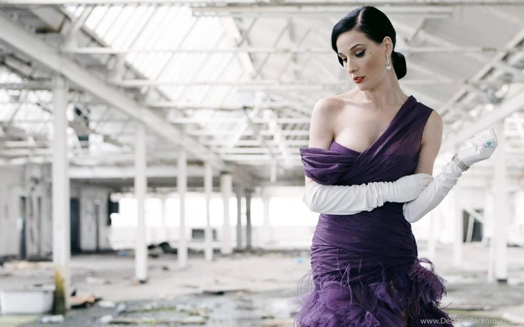Dita Von Teese Wallpapers