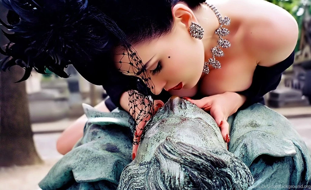 Dita Von Teese Wallpapers 02 – GotCeleb: Wallpapers