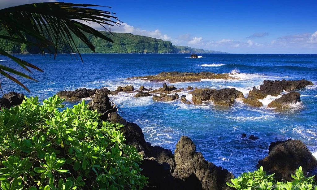 Rocky Beach Scene Wallpapers Beach Wallpapers