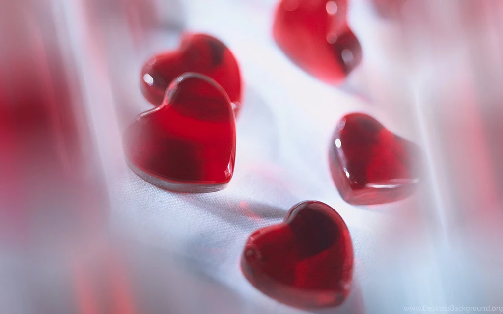 Free Crystal Valentine's Day Heart Wallpapers Wallpapers HD ...