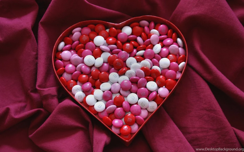 M&M's Heart Food Wallpapers (31236985) Fanpop