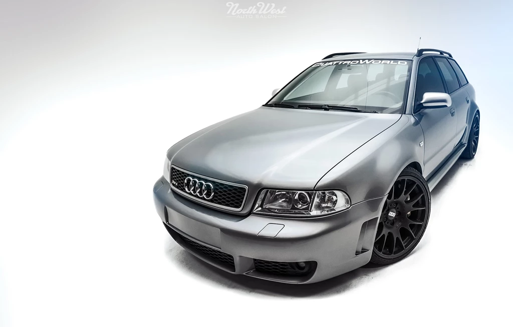 Audi RS4 Avant B8 Image