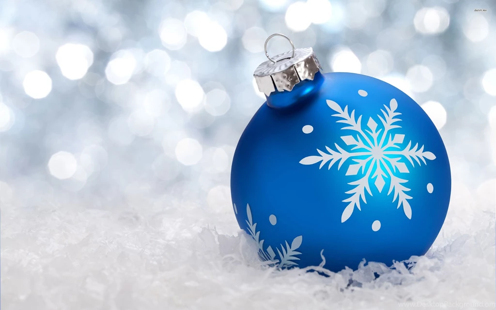 Blue Christmas Bauble On Snow Wallpapers   Holiday Wallpapers