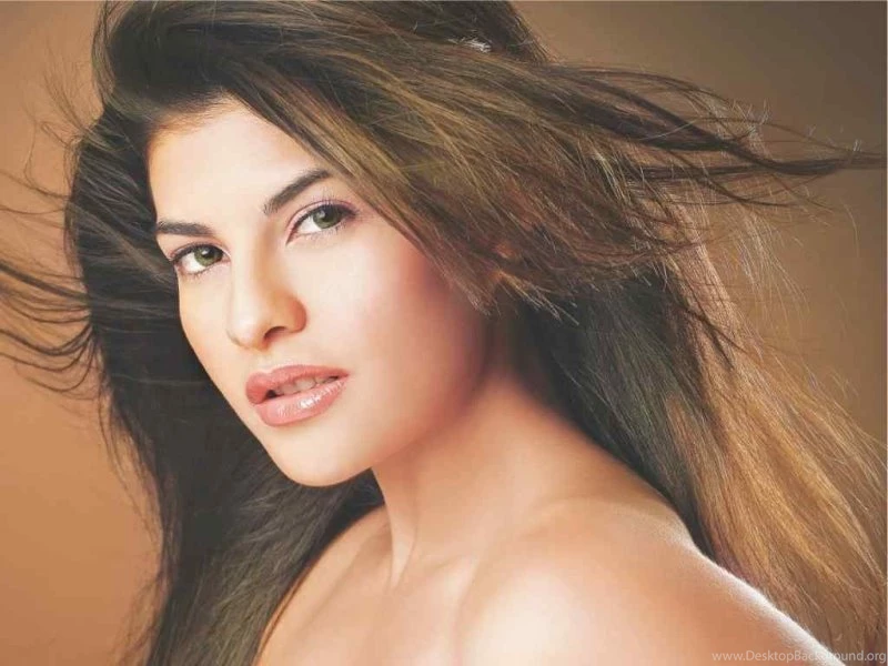 Wallpapers Lip Jacqueline Fernandez Hot Lips Free 800x600 ...