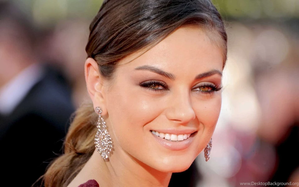 Mila Kunis Wallpapers HD