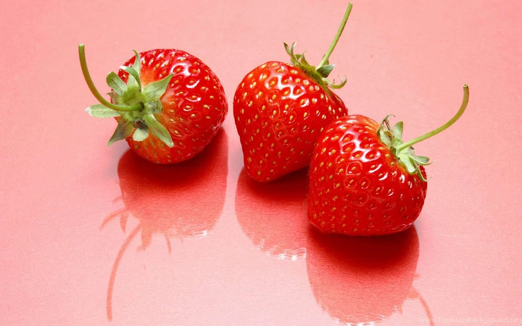 326 Strawberry HD Wallpapers