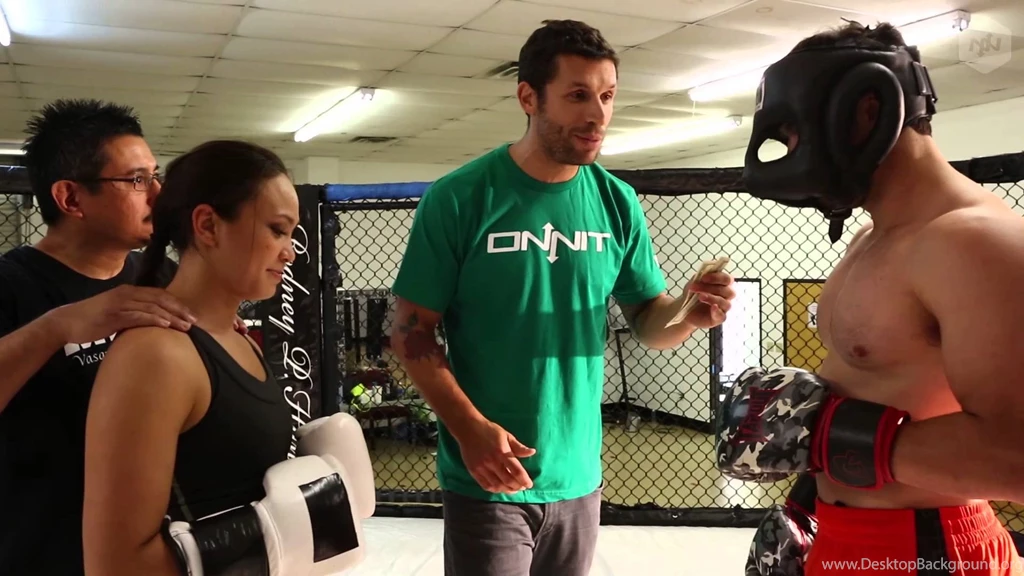 Can You Last A Round With Michelle "Karate Hottie" Waterson? YouTube