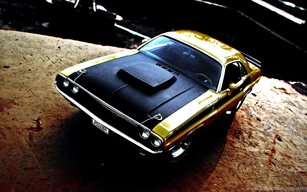 Dodge Challenger Full Speed CarFoy