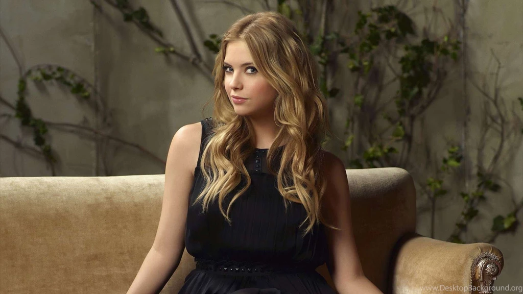 Ashley Benson HD Pictures