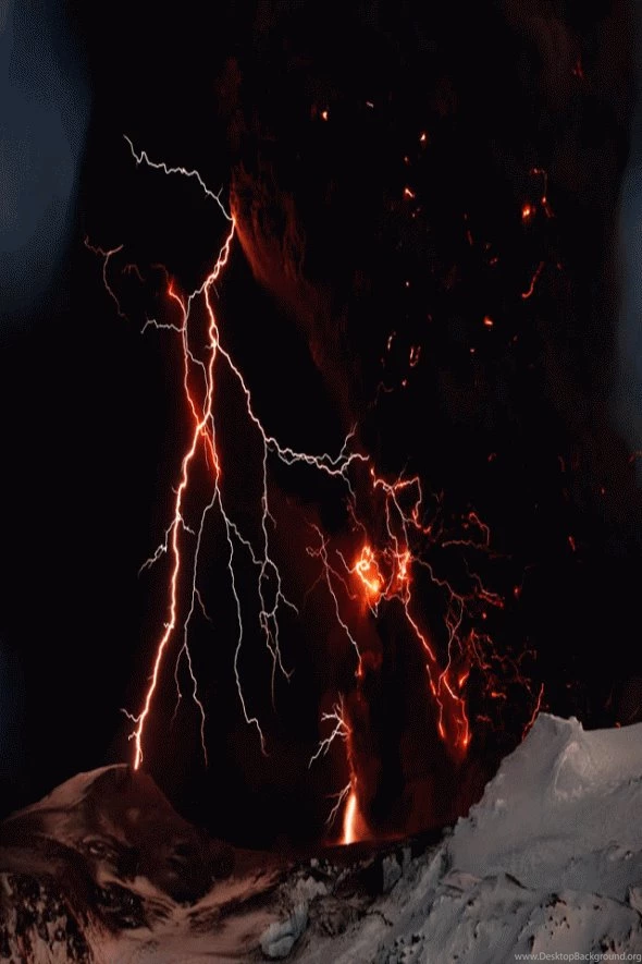 Animated_live_hd_wallpapers_for_iphone_4 1 590x885.gif