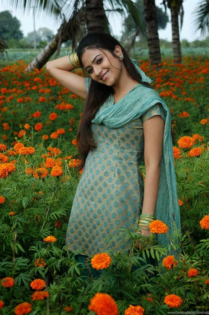 Download Aditi Sharma HD Wallpapers ~ All Heroines Photos Desktop Backgroun...
