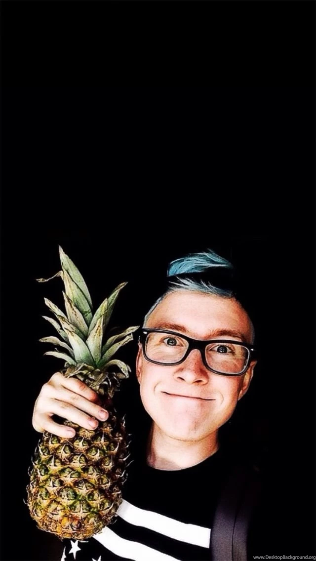 Tyler Oakley ★ Find Your Favourite Youtube Stars