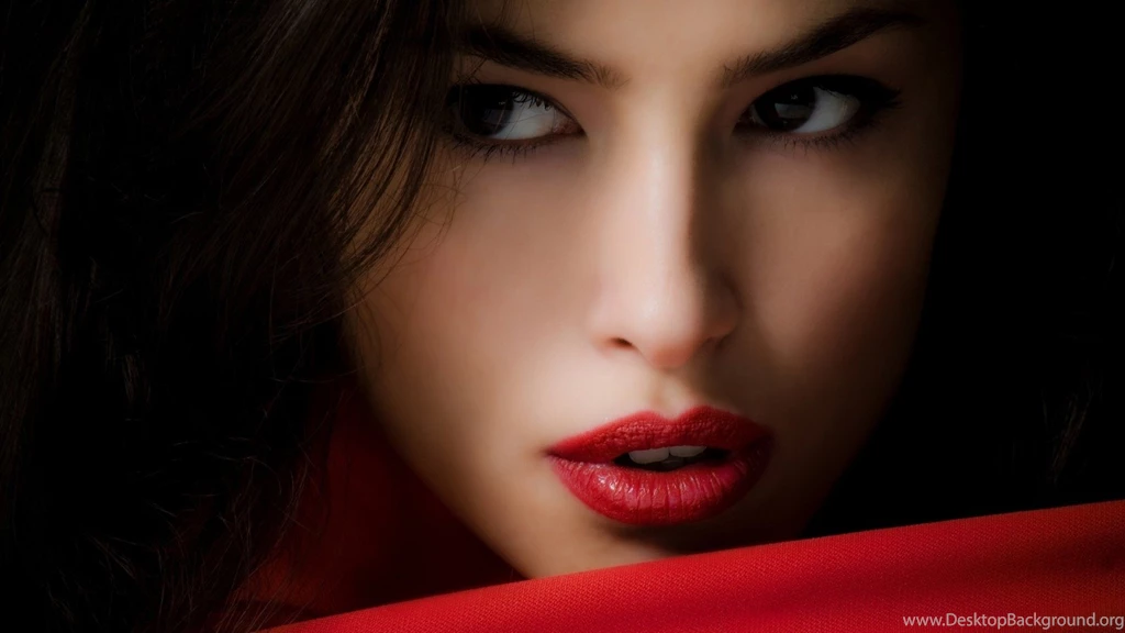 Beautiful girls hd new wallpaper free download 1600x900.jpg