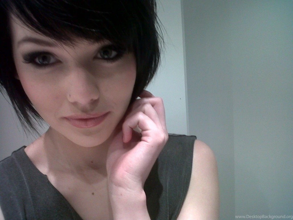 Wallpapers Mellisa Clarke Sexy Street Fashion 1024x768