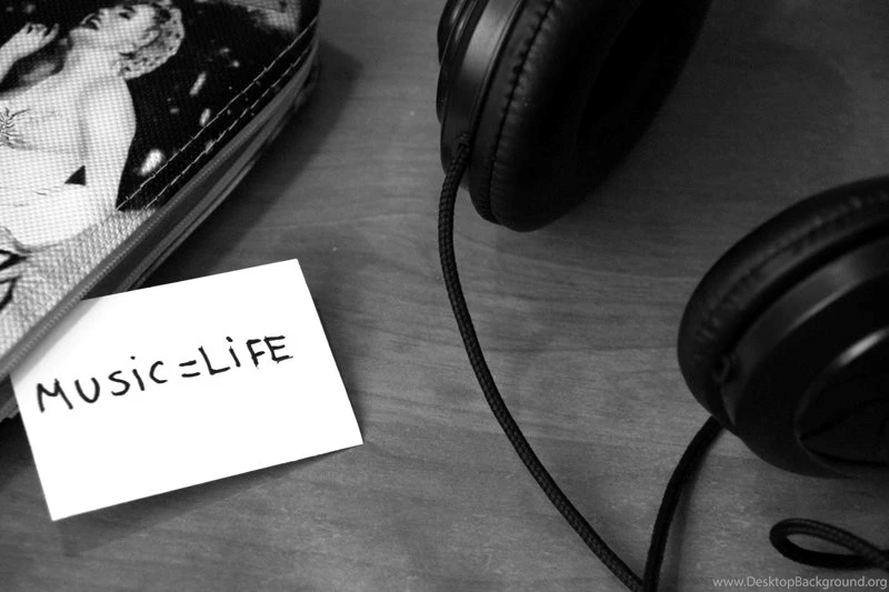 Black And White Music Headphones Life Wallpapers ...