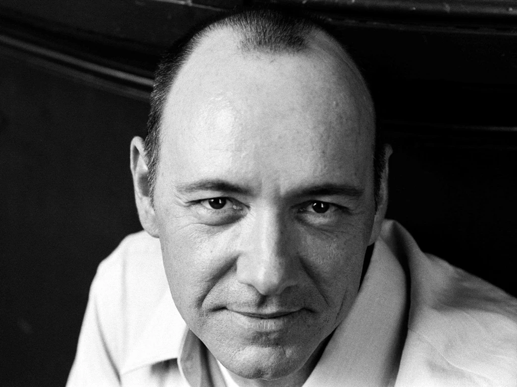 Kevin Spacey Brunet Dark Eyes Black White