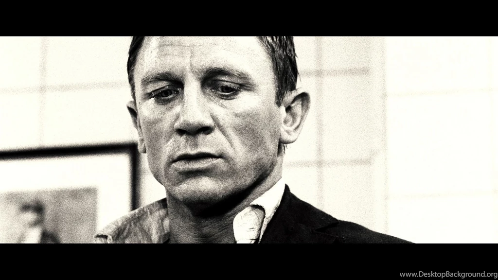 CASINO ROYALE Bond Action Adventure Thriller Wallpapers