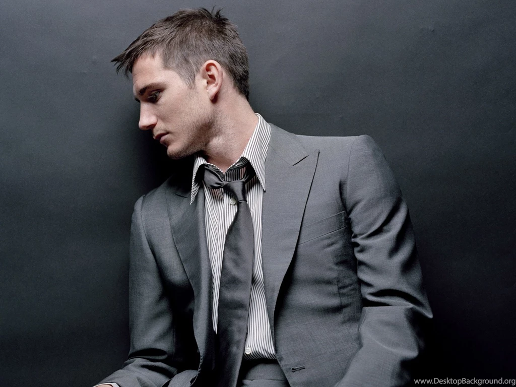 Fashion Men Suits Blog: Men How To Dress As A Dapper