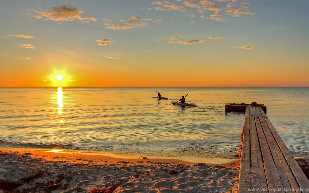Desktop Wallpapers · Gallery · Sports · Kayaks Morning Practice ...
