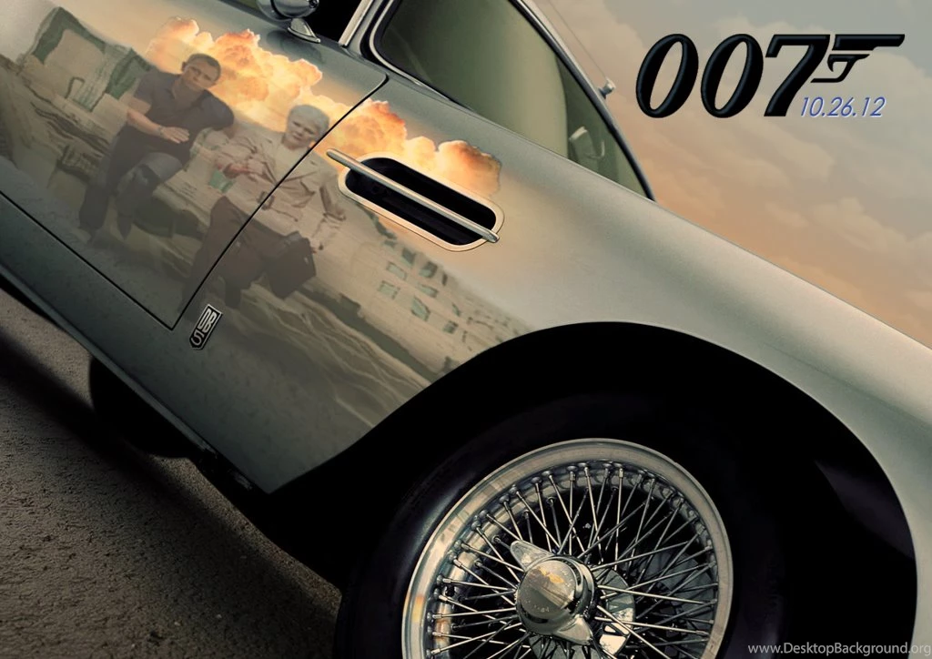 The Wallpapers: Skyfall