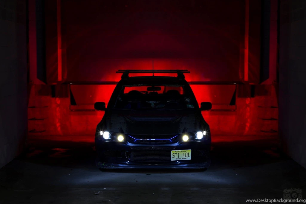 Light Mitsubishi Evo 9 Wallpapers