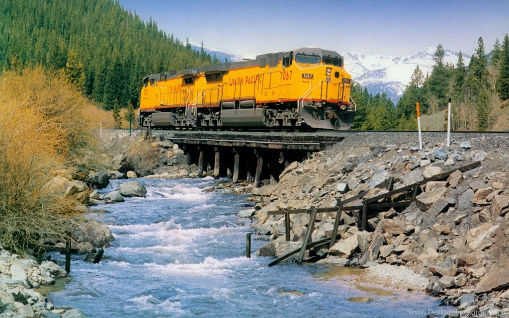 Whistle On The Train HD Wallpapers Widescreen 1920x1200
