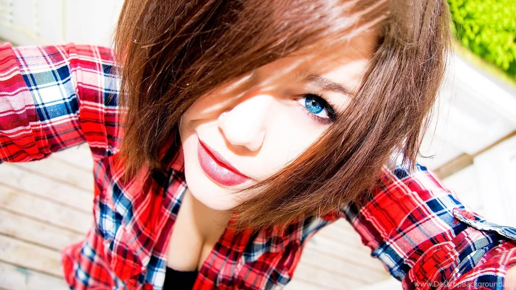 1920x1080 Blue Eyes Wallpapers