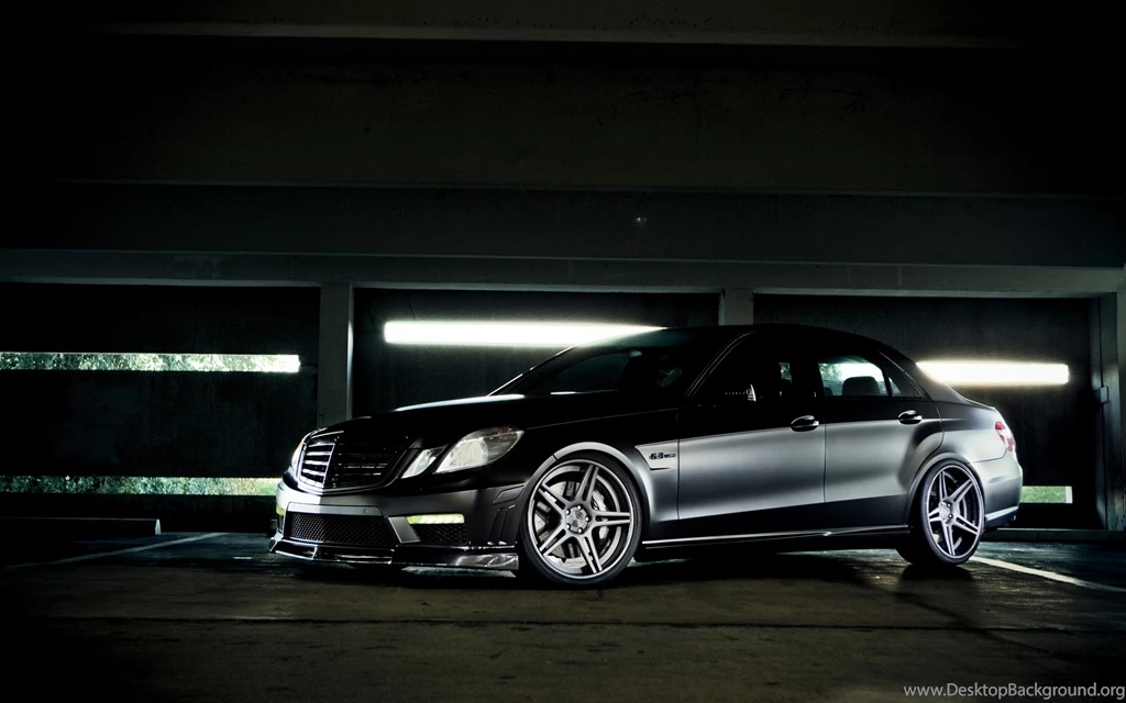 Mercedes Benz E63 AMG Wallpapers And Images Wallpapers Pictures ...