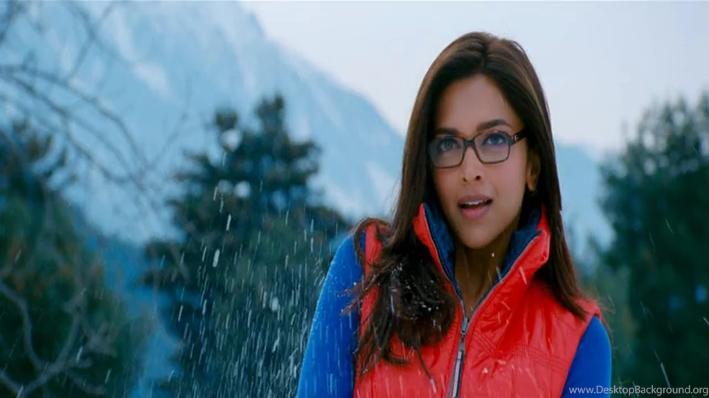 Super Star Female Actress Deepika Padukone Free Wallpapers ...