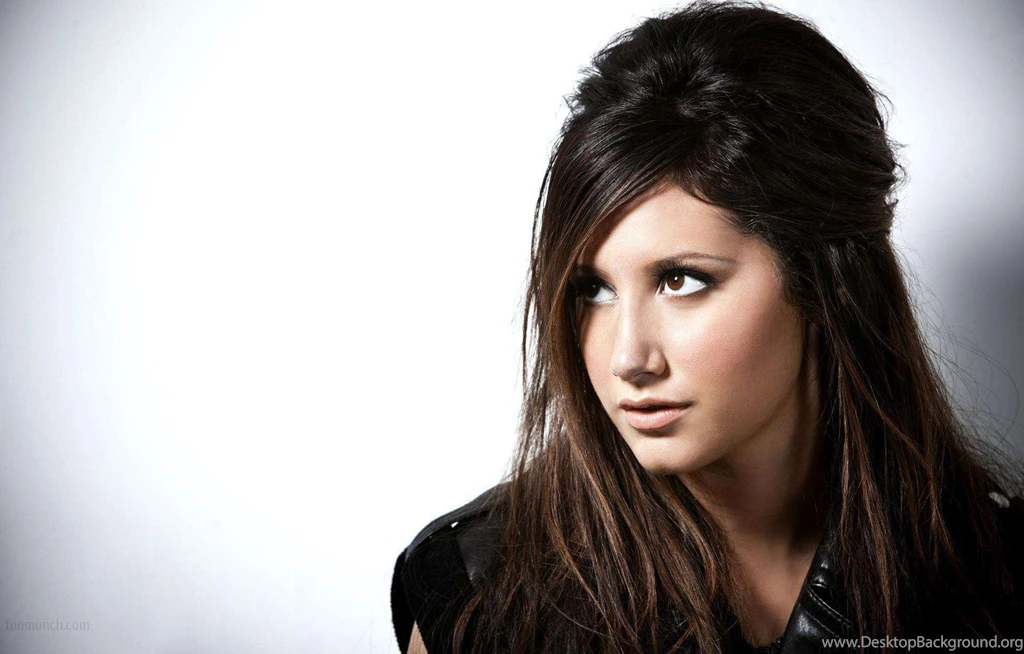 Ashley Tisdale HD Wallpapers