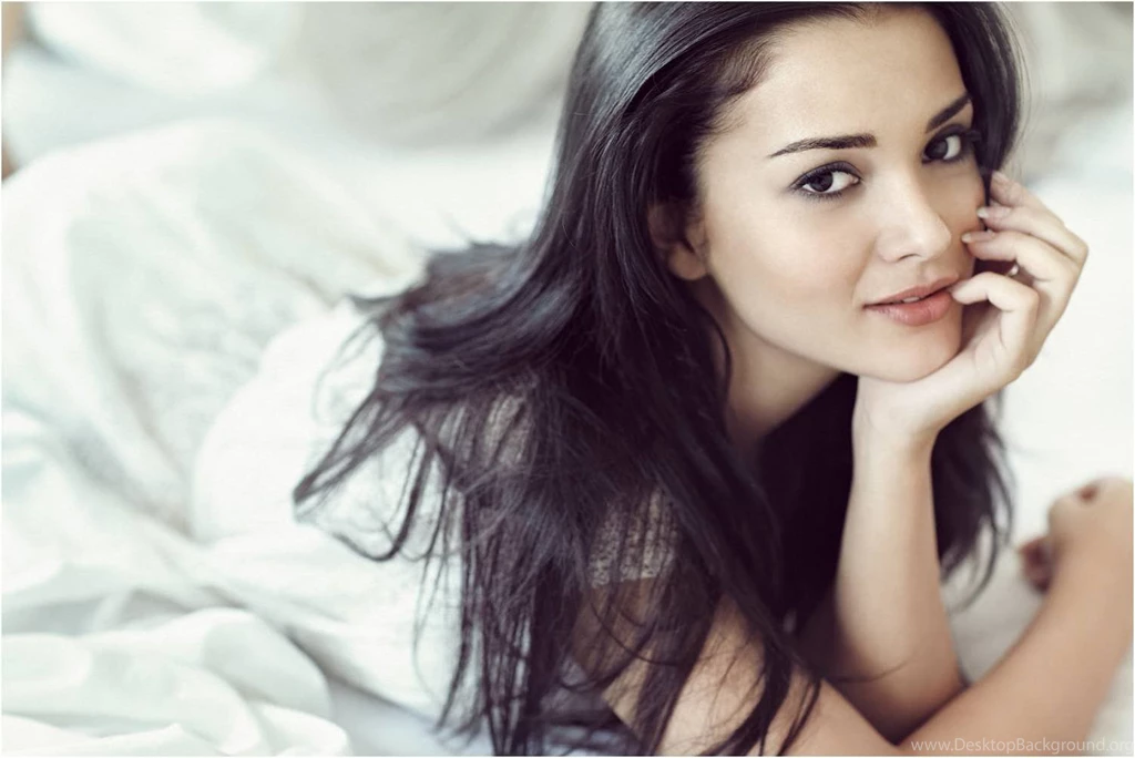 Free Download 18 Amy Jackson Wallpapers HD