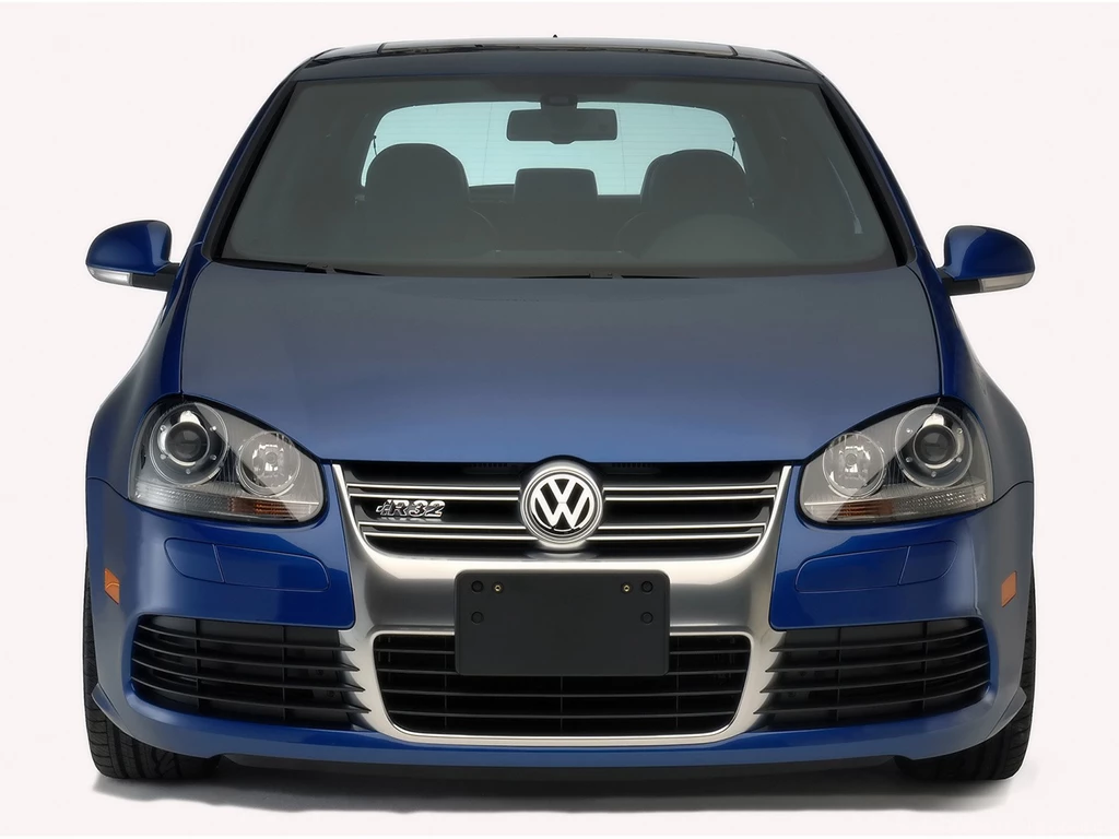 2008 Volkswagen R32 Front 1600x1200 Wallpapers