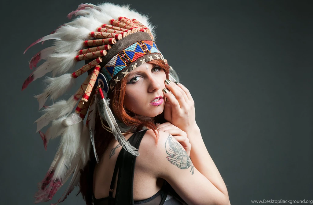 Aboriginal, Sadness Girl, Headdress, Hat, Feathers, Tattoo, Bokeh