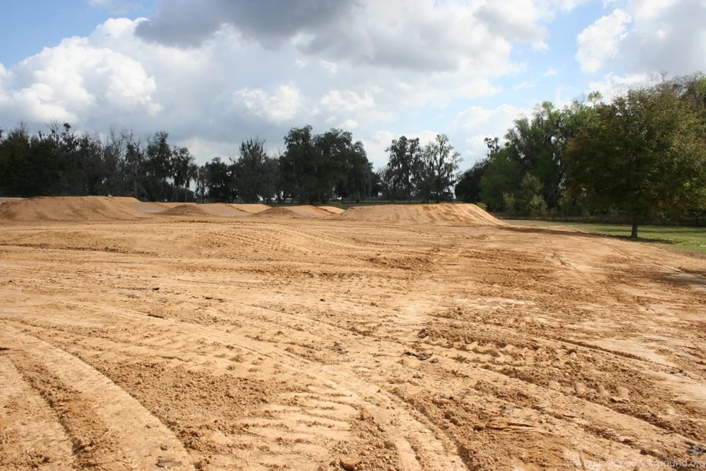 RV2's New SX Track By Dream Traxx