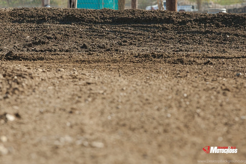 Go Ride: Track Wallpapers